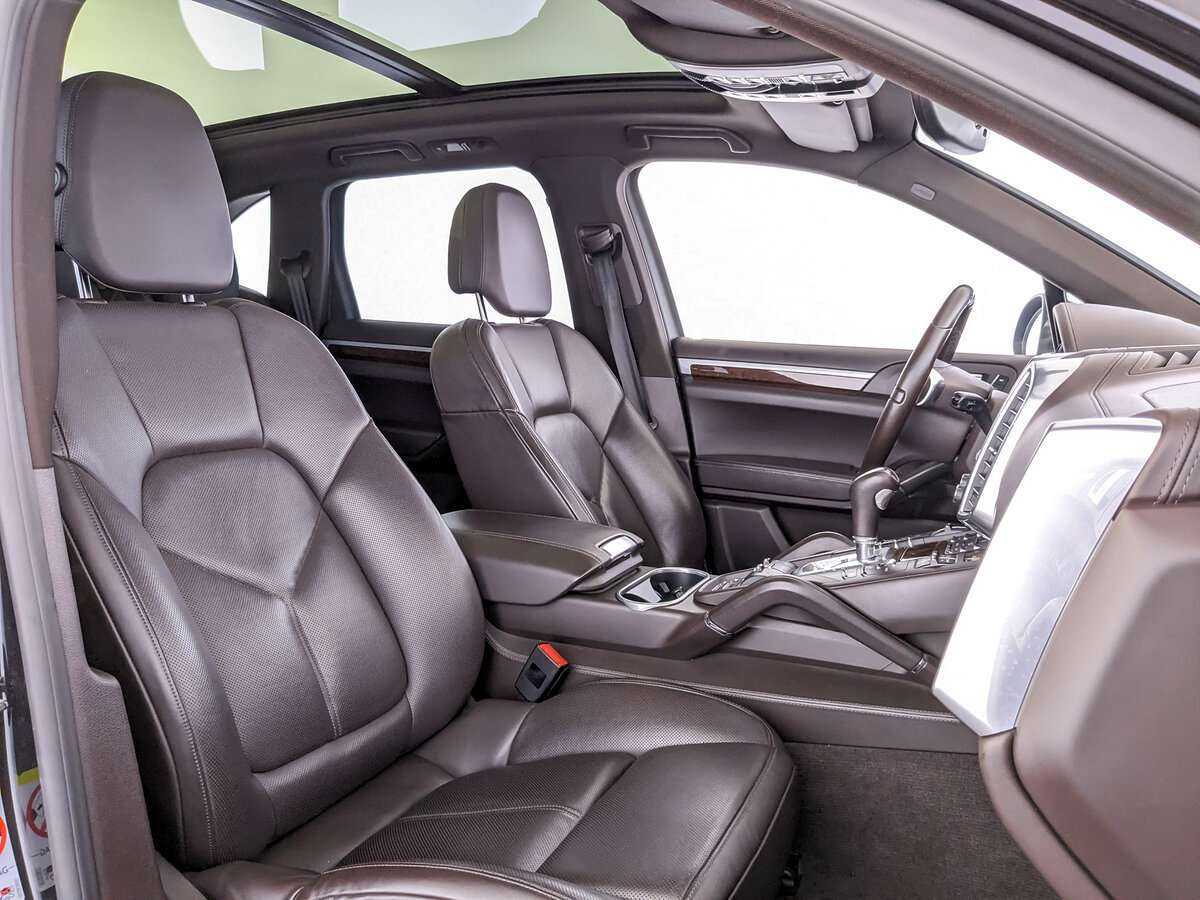 Купить Porsche Cayenne с пробегом. Фото: #18