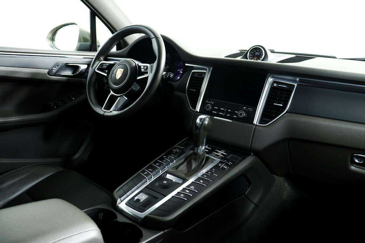 Купить Porsche Macan с пробегом. Фото: #8