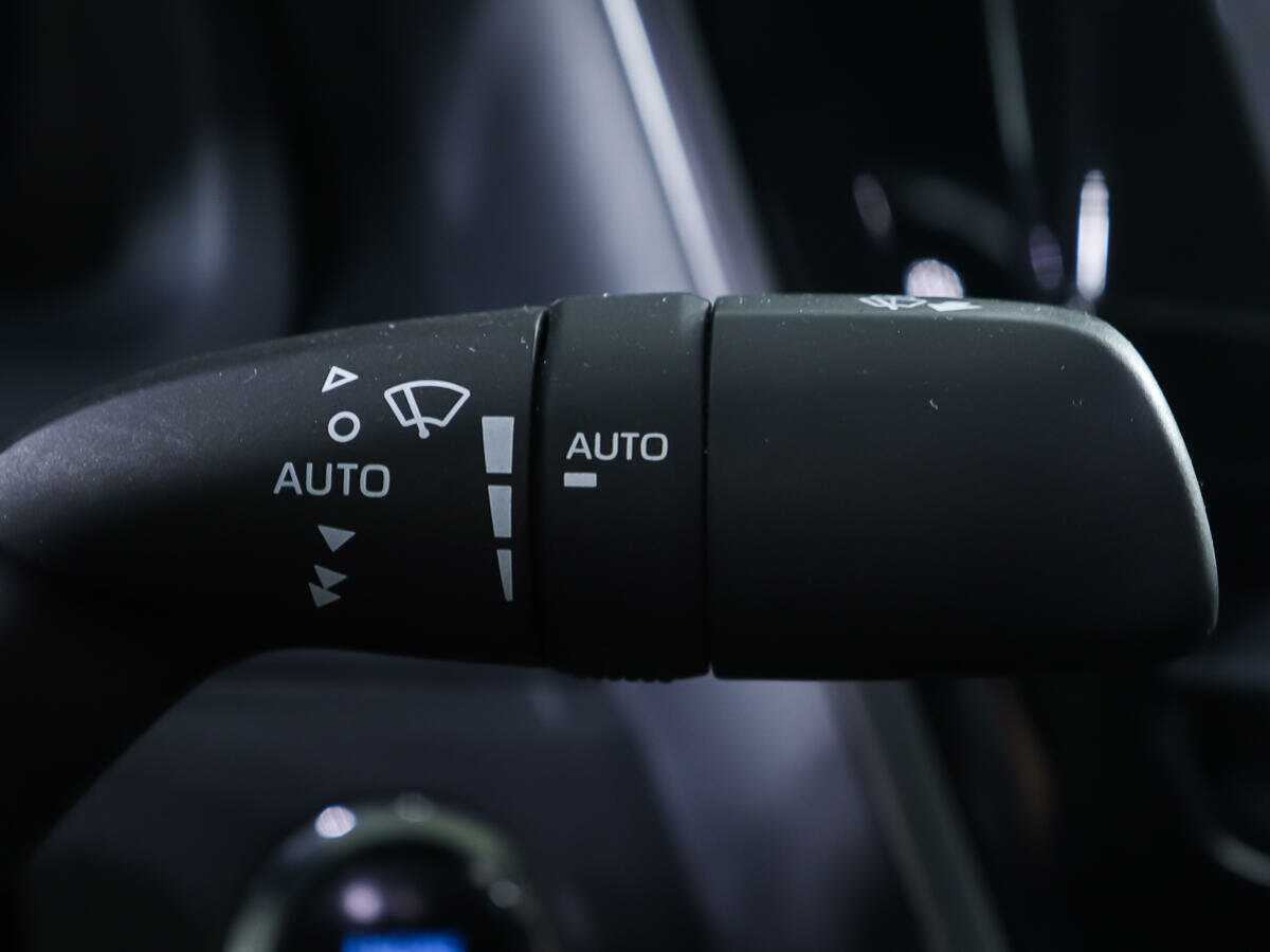 Купить Toyota Camry с пробегом. Фото: #18