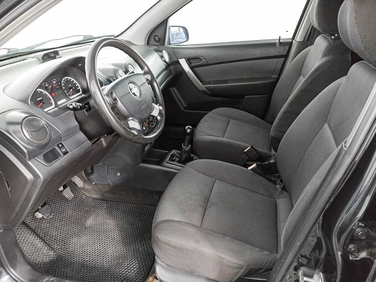 Купить Chevrolet Aveo с пробегом. Фото: #13