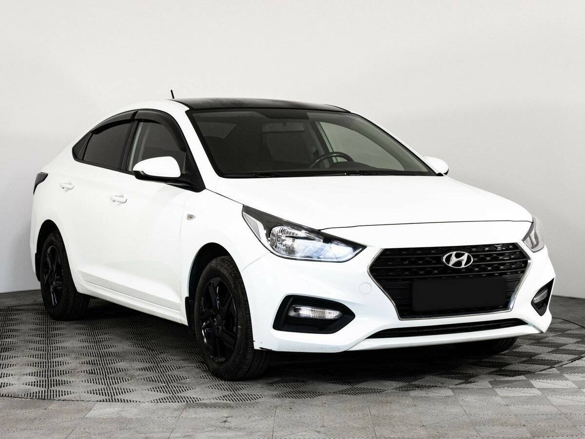 Купить Hyundai Solaris с пробегом. Фото: #2