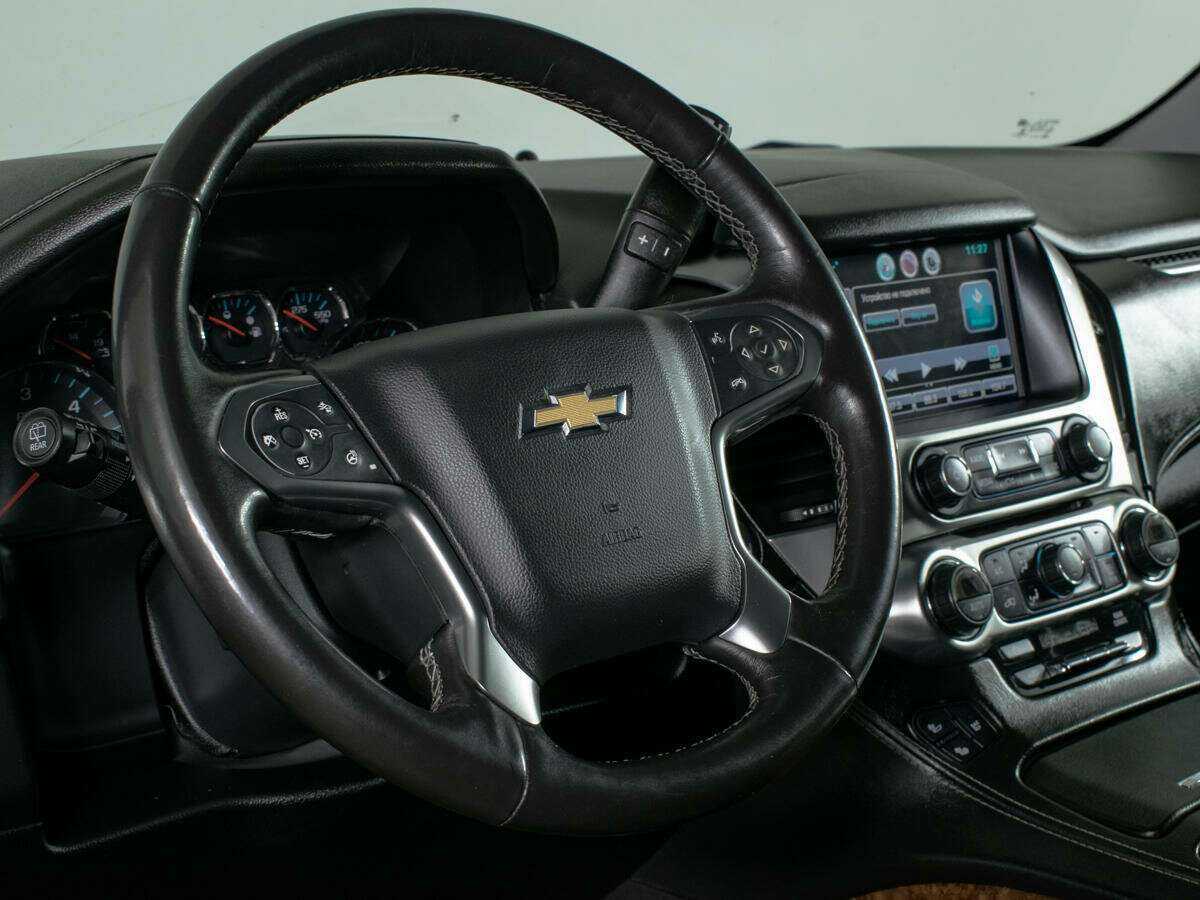 Купить Chevrolet Tahoe с пробегом. Фото: #18