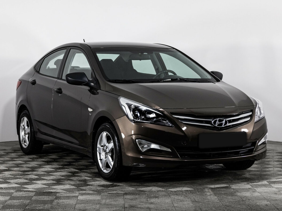 Купить Hyundai Solaris с пробегом. Фото: #2