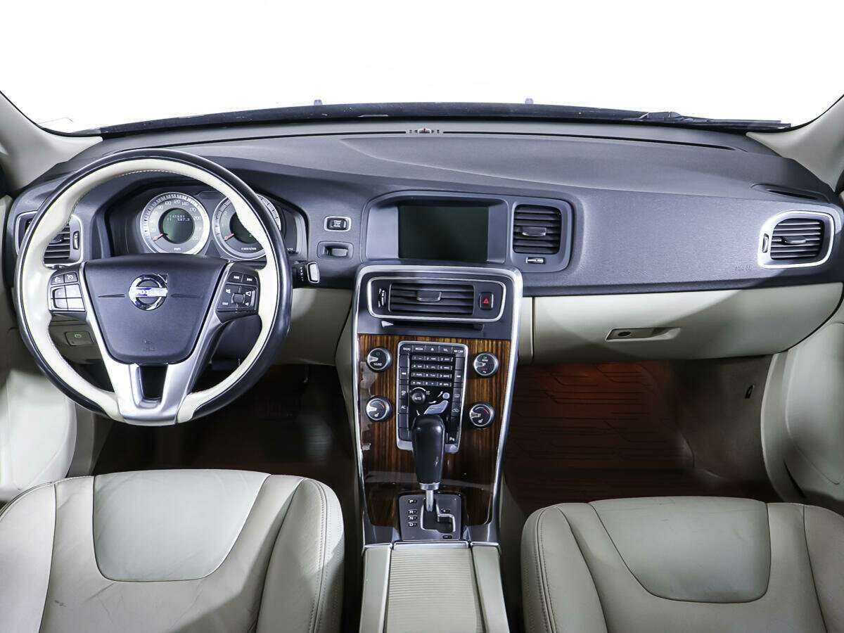 Купить Volvo S60 с пробегом. Фото: #10