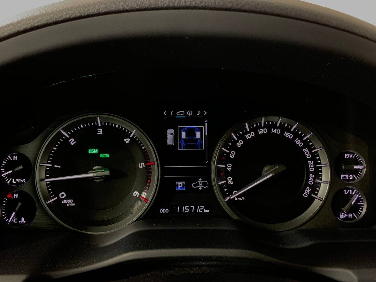 Купить Toyota Land Cruiser с пробегом. Фото: #13