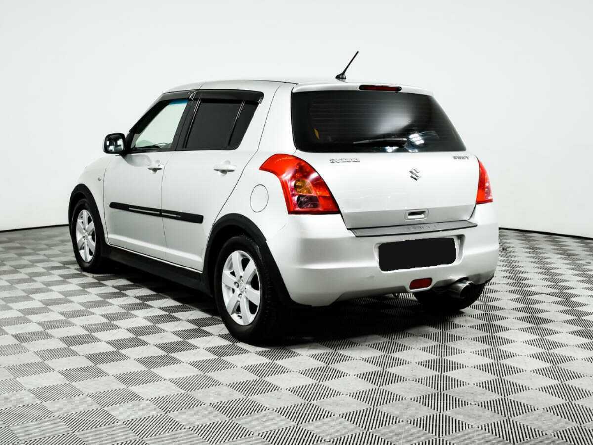 Купить Suzuki Swift с пробегом. Фото: #7