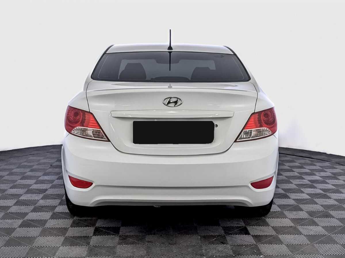 Купить Hyundai Solaris с пробегом. Фото: #5