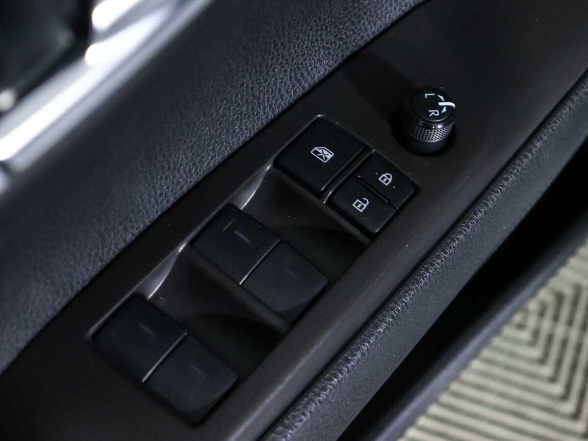 Купить Toyota Camry с пробегом. Фото: #15