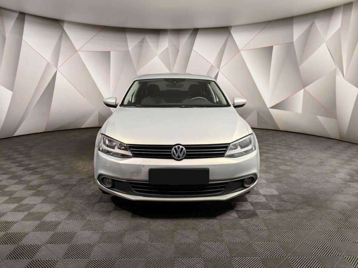 Купить Volkswagen Jetta с пробегом. Фото: #6