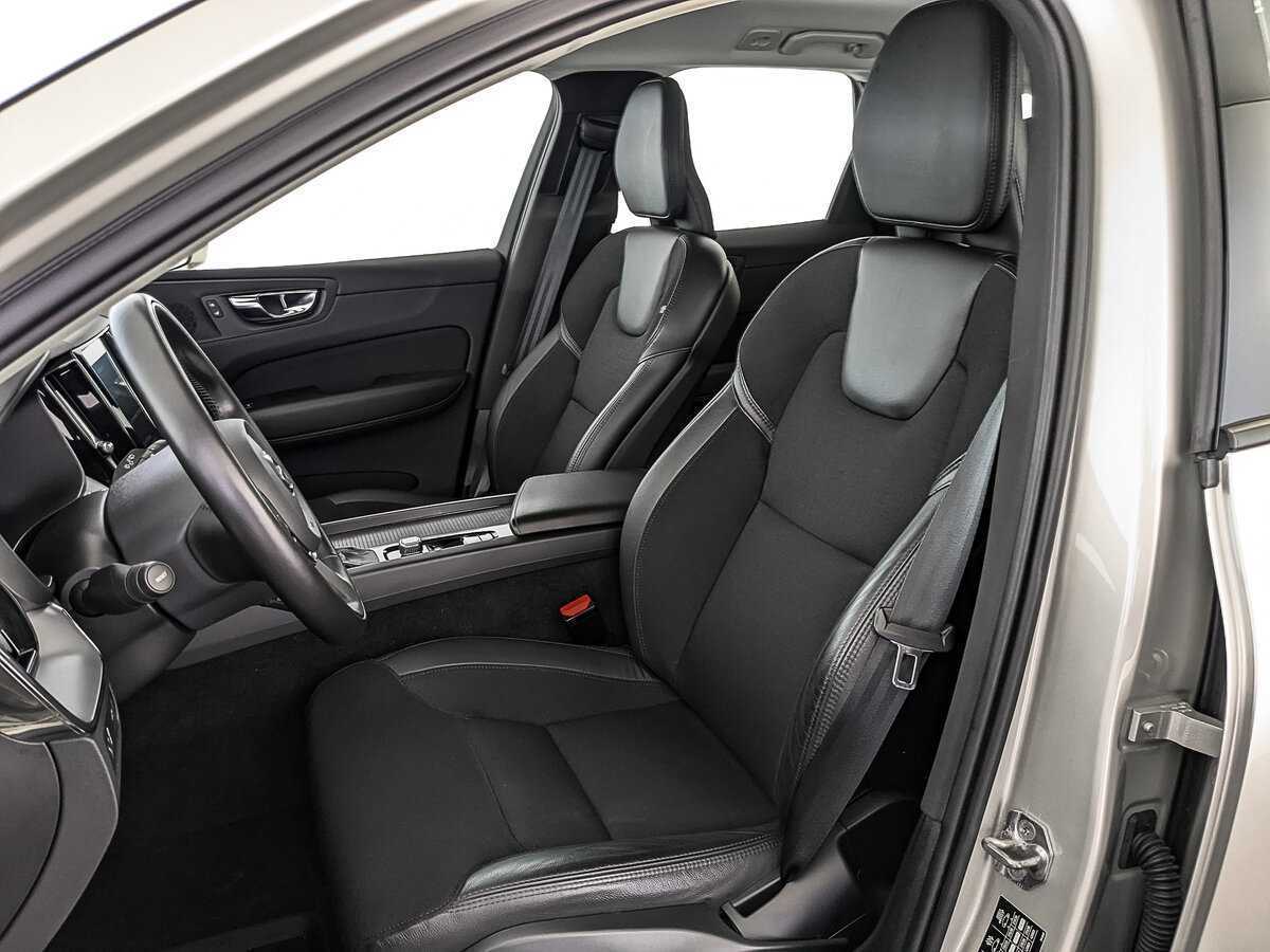Купить Volvo XC60 с пробегом. Фото: #17