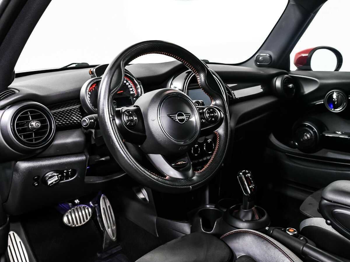 Купить Mini Hatch с пробегом. Фото: #11