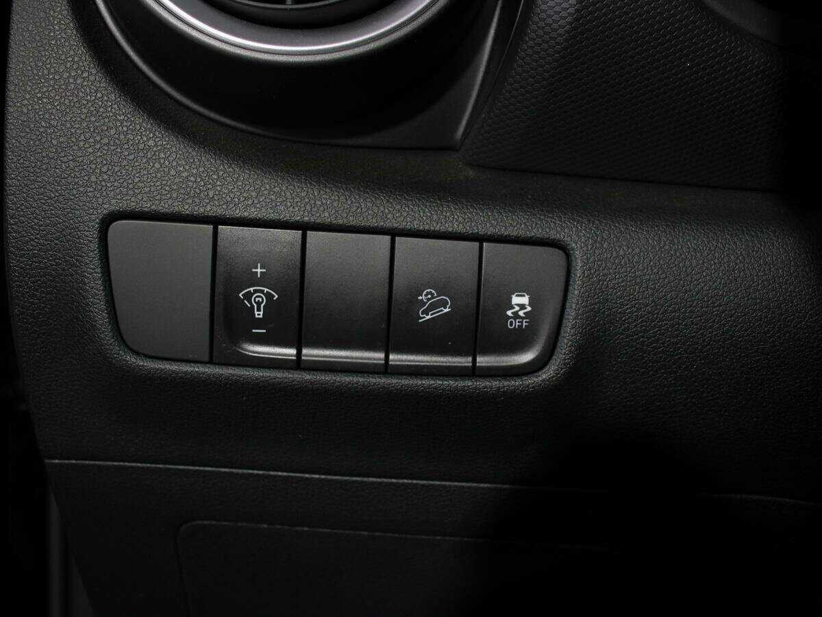 Купить Hyundai Kona с пробегом. Фото: #13