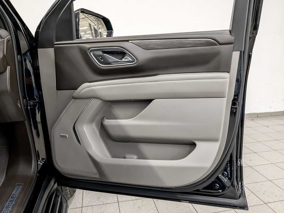 Купить Chevrolet Tahoe с пробегом. Фото: #24