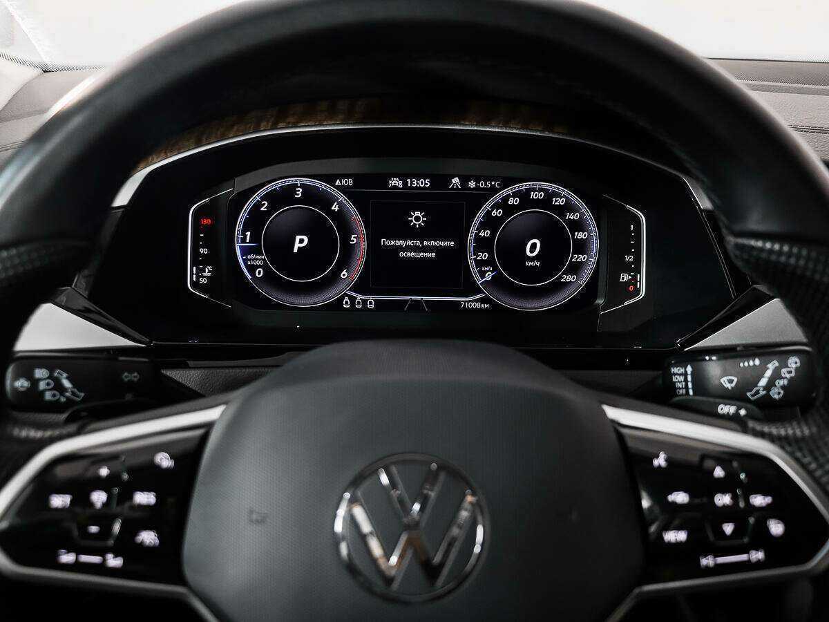 Купить Volkswagen Arteon с пробегом. Фото: #17