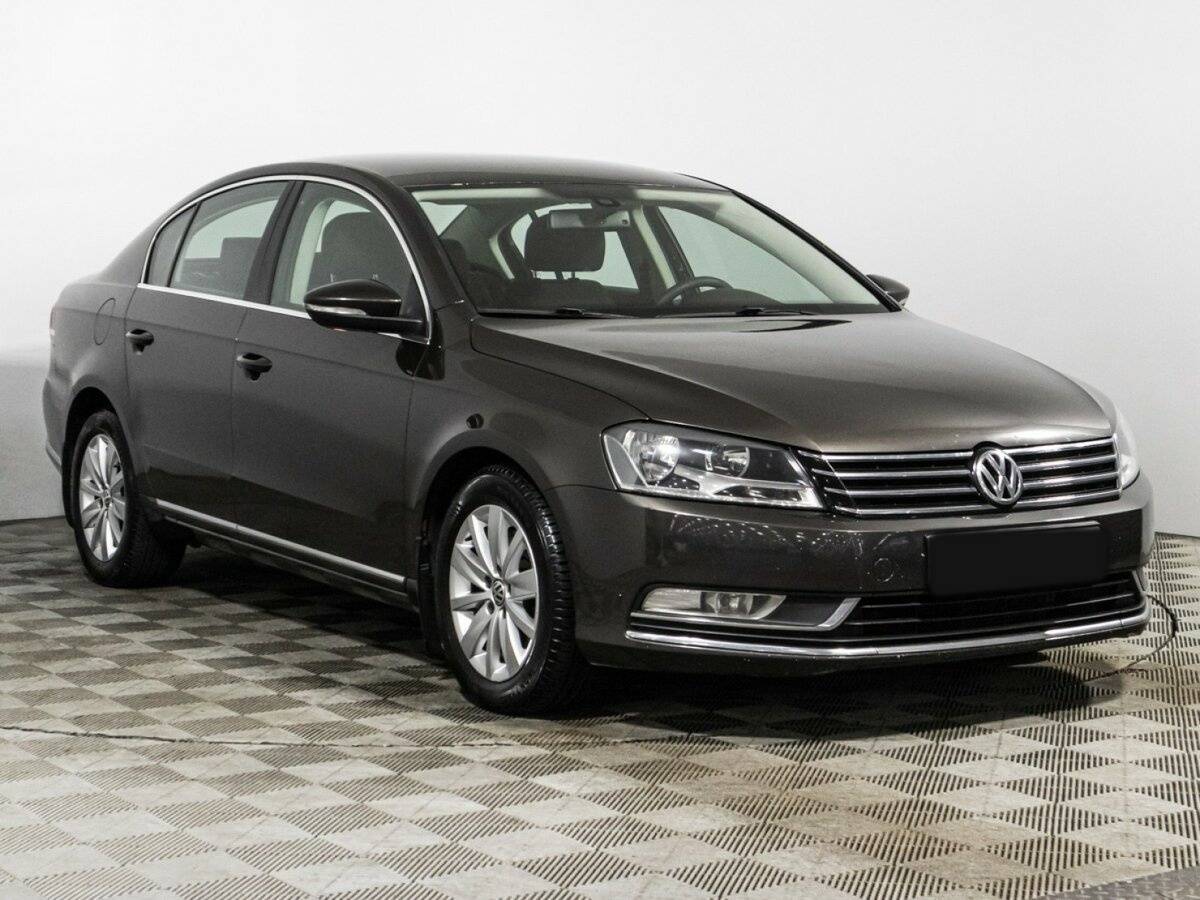Купить Volkswagen Passat с пробегом. Фото: #2