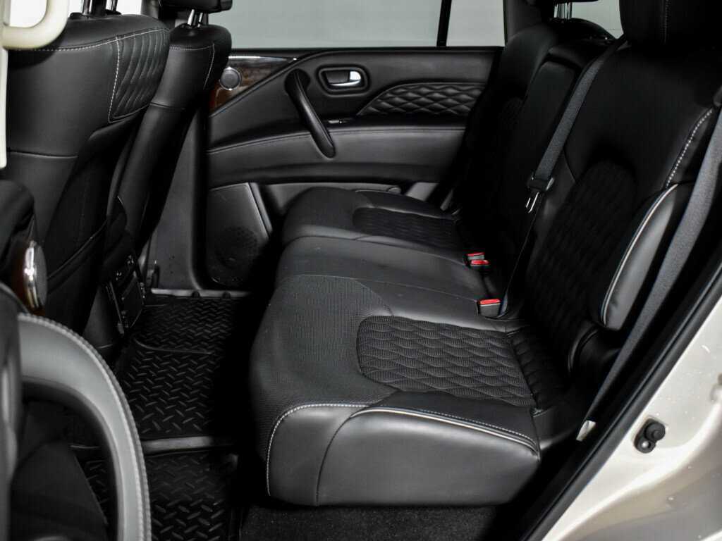 Купить Infiniti QX80 с пробегом. Фото: #9