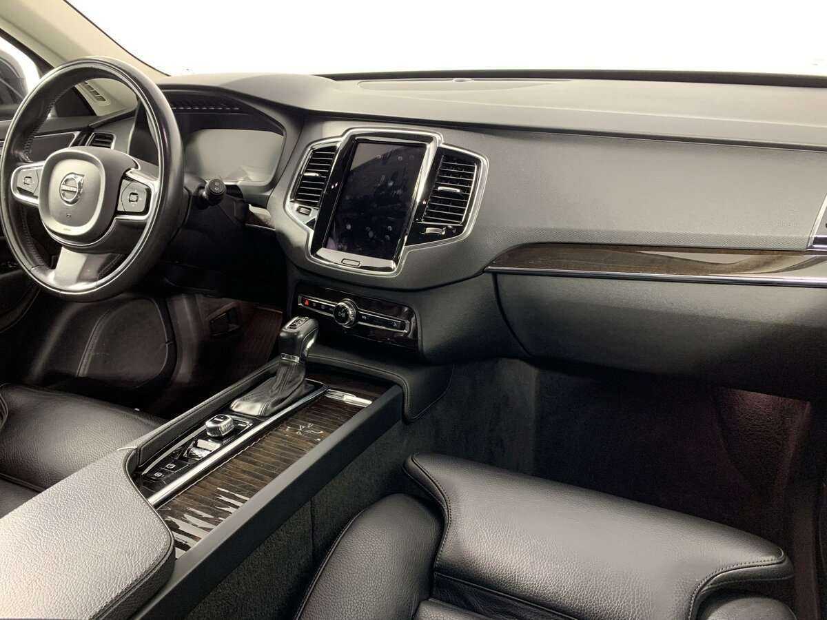 Купить Volvo XC90 с пробегом. Фото: #8
