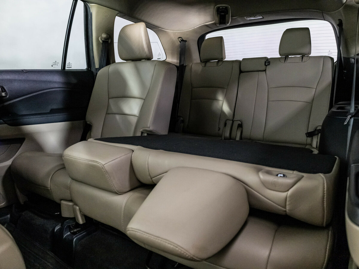 Купить Honda Pilot с пробегом. Фото: #19
