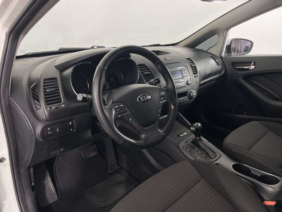 Купить Kia Cerato с пробегом. Фото: #6