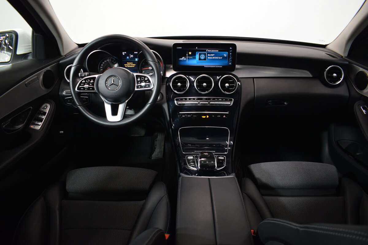 Купить Mercedes-Benz C-Класс с пробегом. Фото: #4