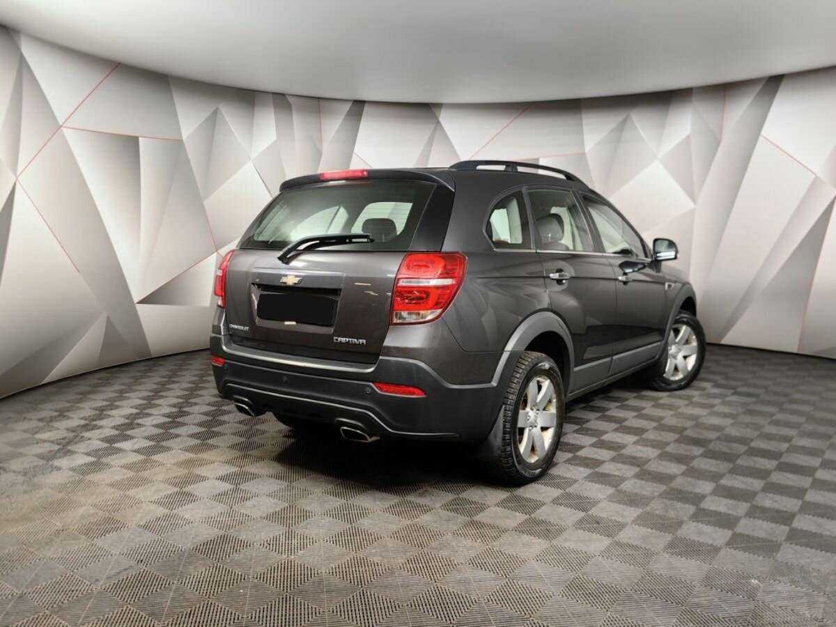 Купить Chevrolet Captiva с пробегом. Фото: #1