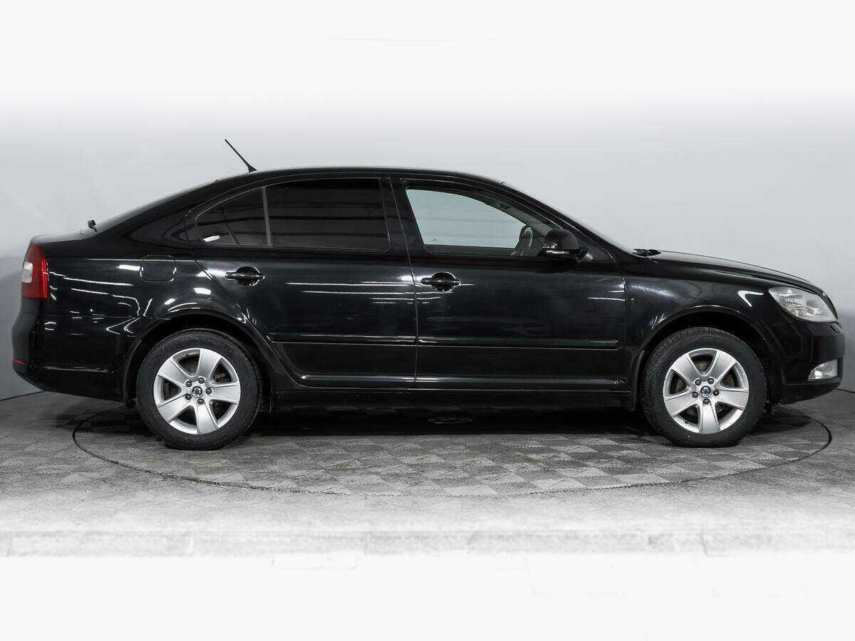 Купить Skoda Octavia с пробегом. Фото: #3