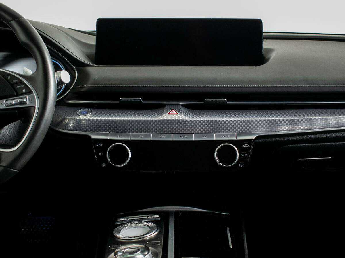 Купить Genesis G80 с пробегом. Фото: #8