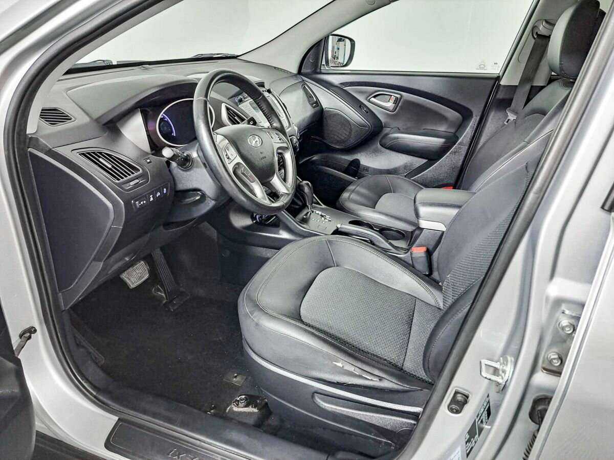 Купить Hyundai ix35 с пробегом. Фото: #13