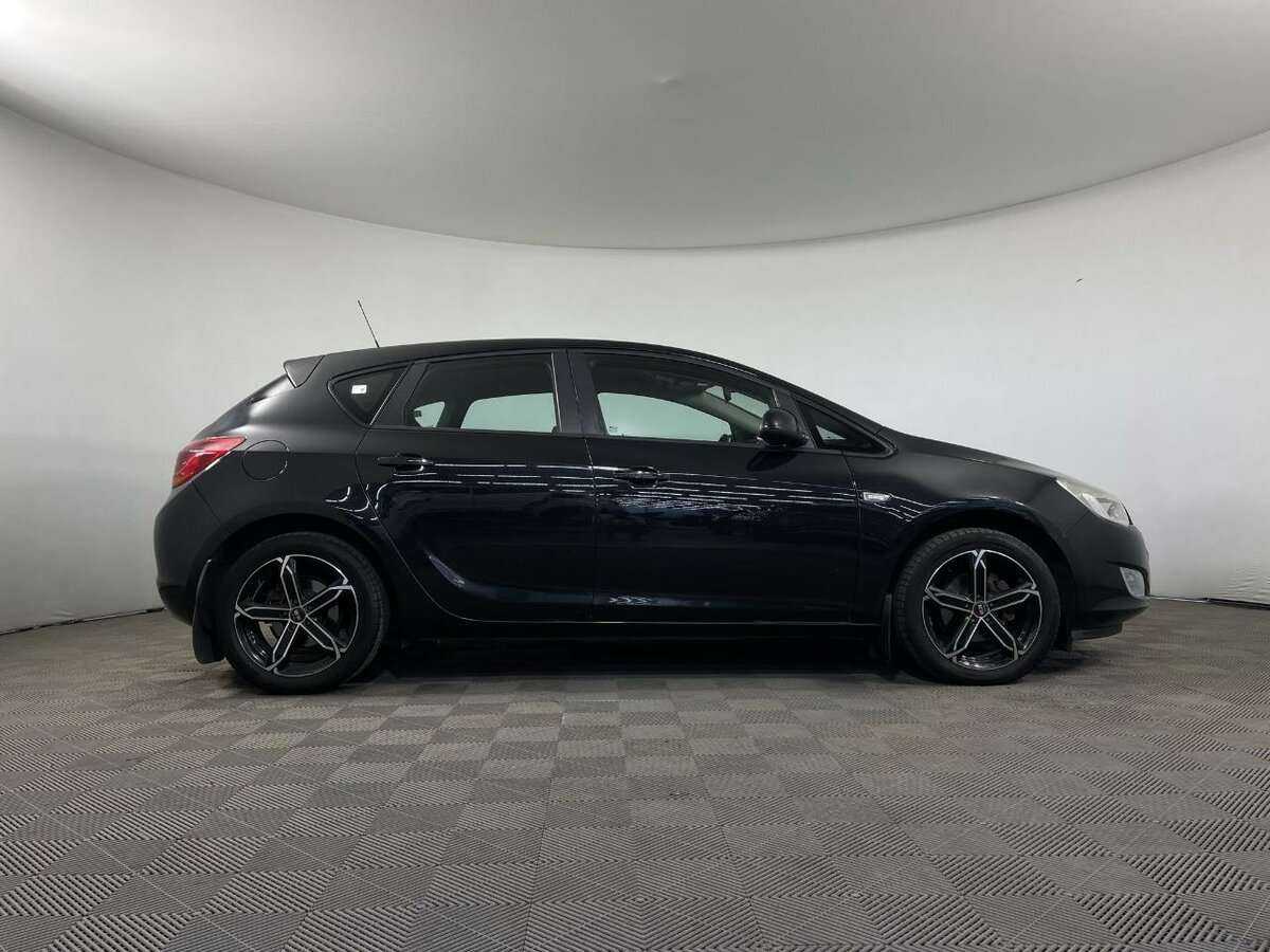 Купить Opel Astra с пробегом. Фото: #3