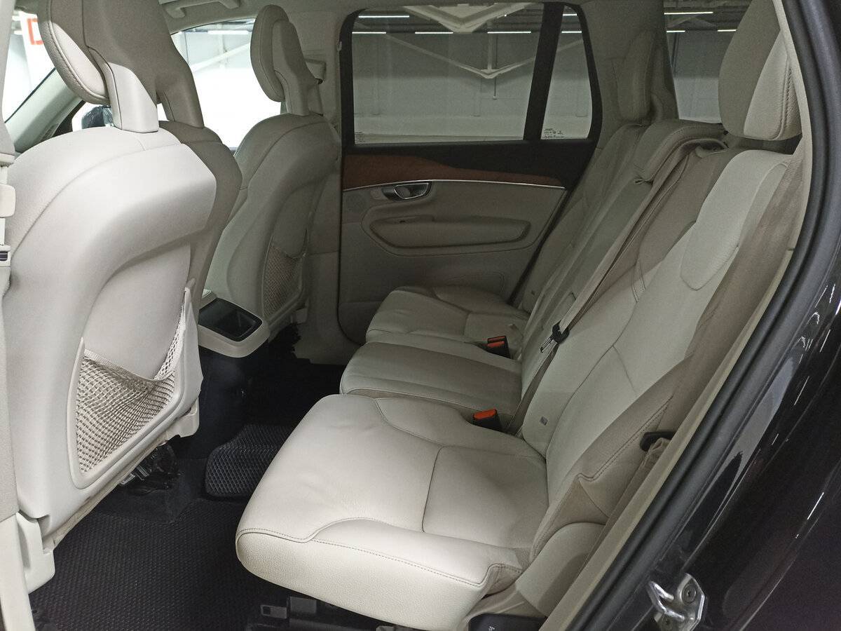 Купить Volvo XC90 с пробегом. Фото: #11