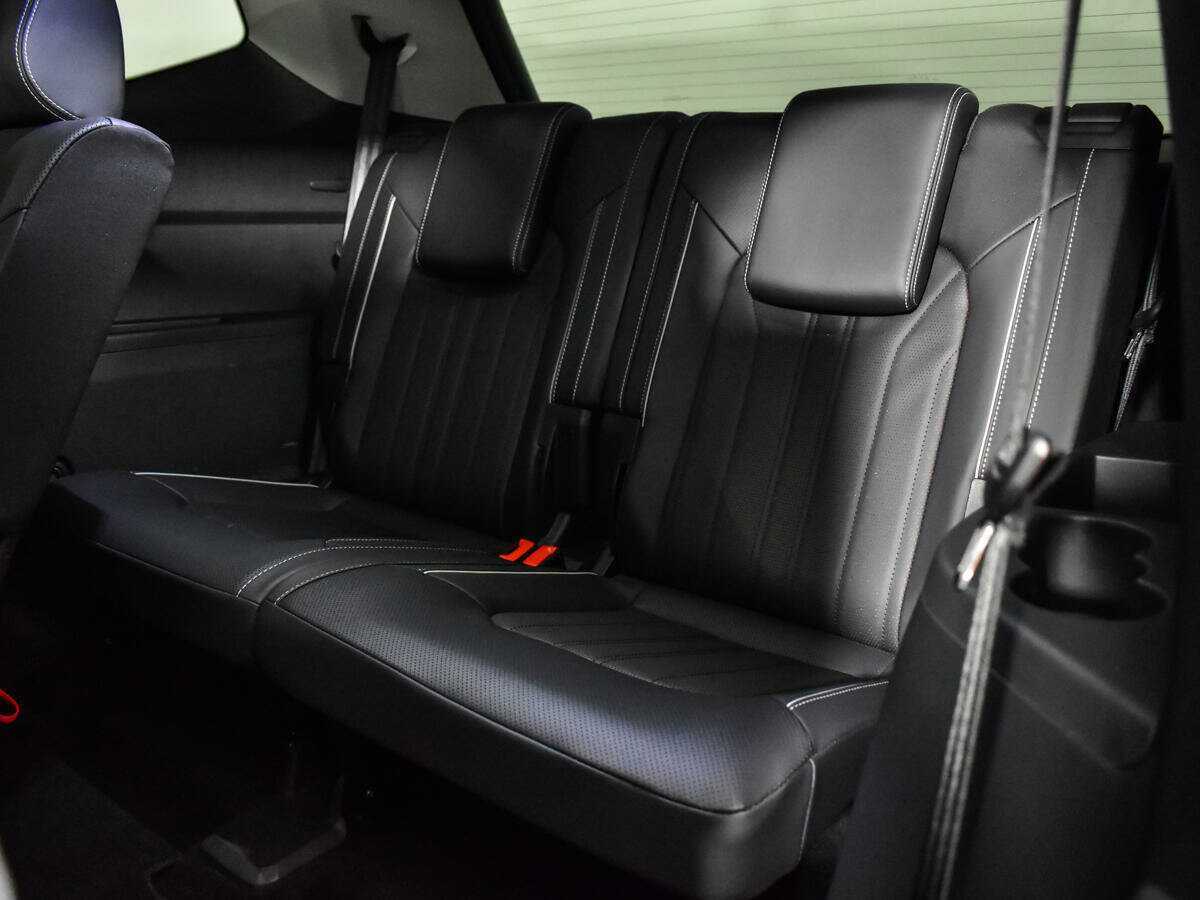 Купить Volkswagen Teramont с пробегом. Фото: #10
