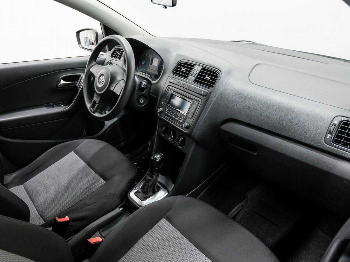 Купить Volkswagen Polo с пробегом. Фото: #6
