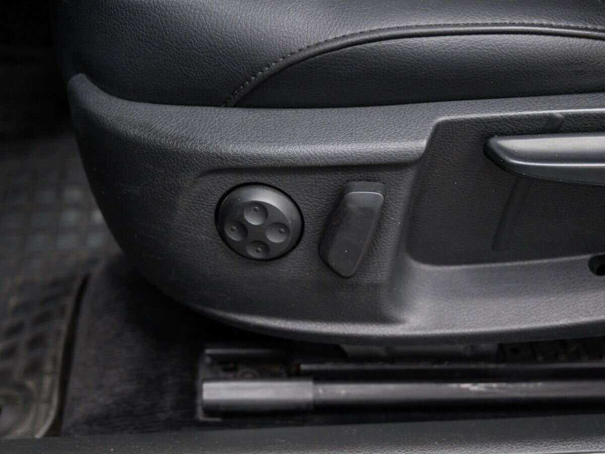 Купить Volkswagen Passat с пробегом. Фото: #16