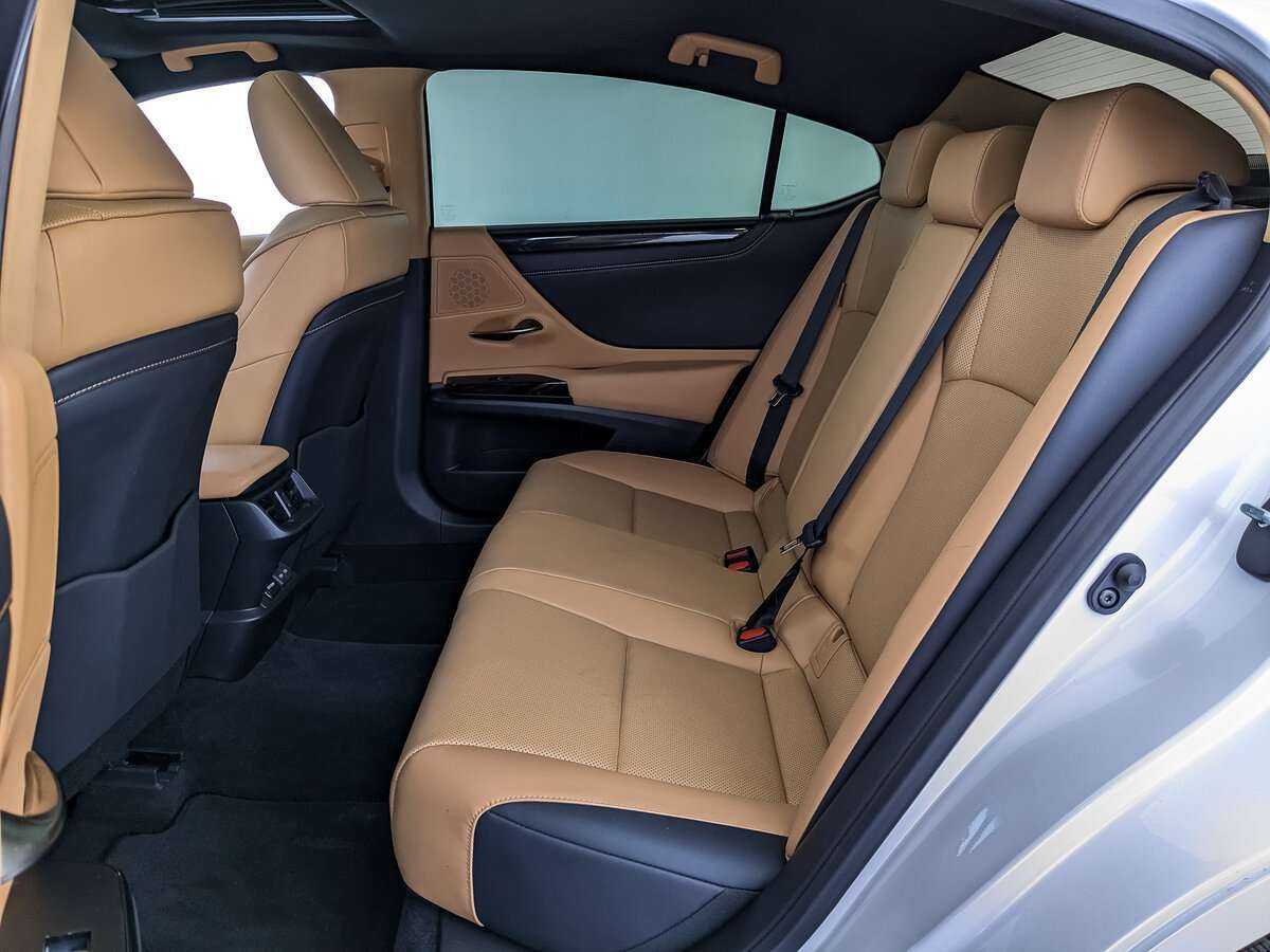 Купить Lexus ES с пробегом. Фото: #13