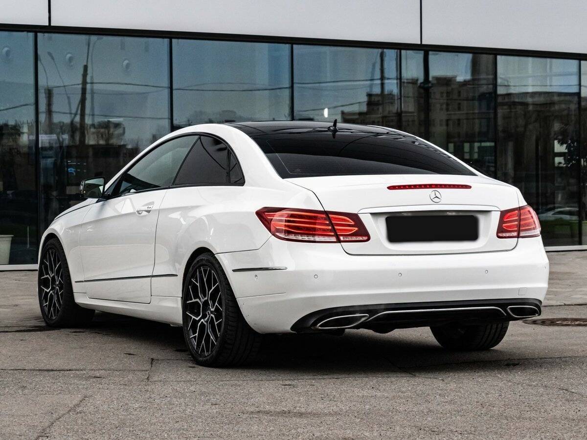 Купить Mercedes-Benz E-Класс с пробегом. Фото: #9