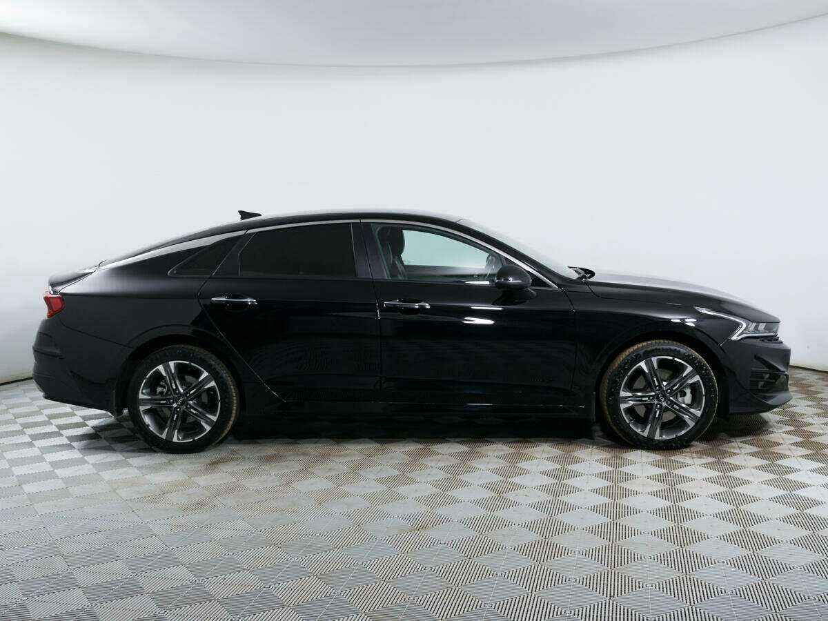 Купить Kia K5 с пробегом. Фото: #3