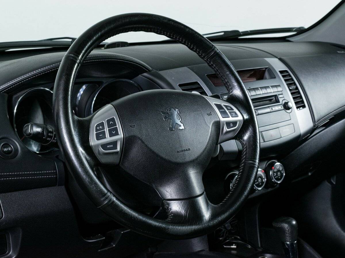 Купить Peugeot 4007 с пробегом. Фото: #13