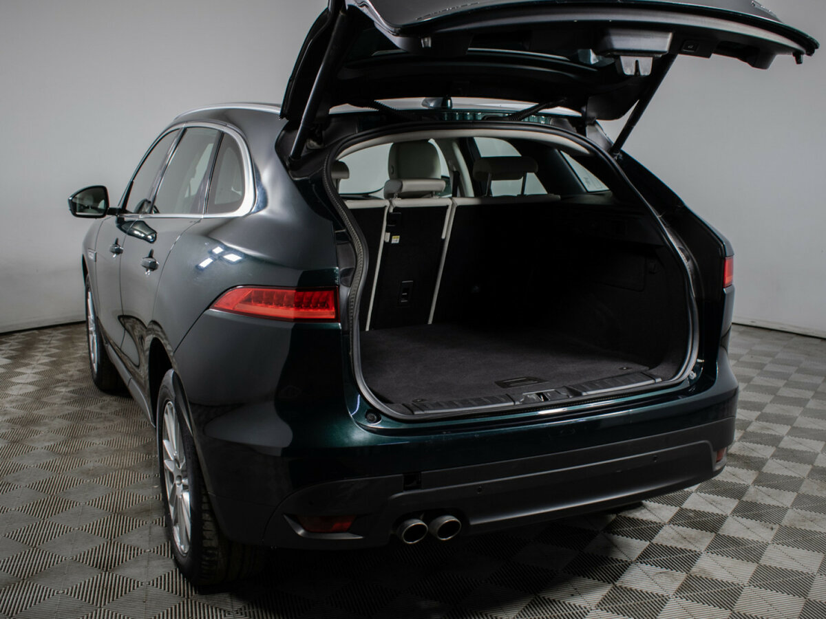 Купить Jaguar F-Pace с пробегом. Фото: #17