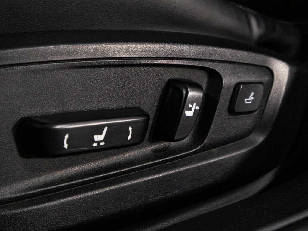 Купить Lexus ES с пробегом. Фото: #15