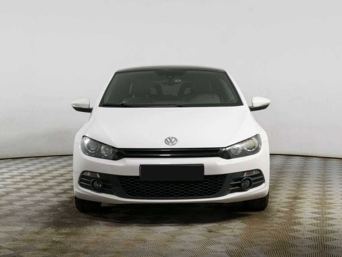 Купить Volkswagen Scirocco с пробегом. Фото: #1