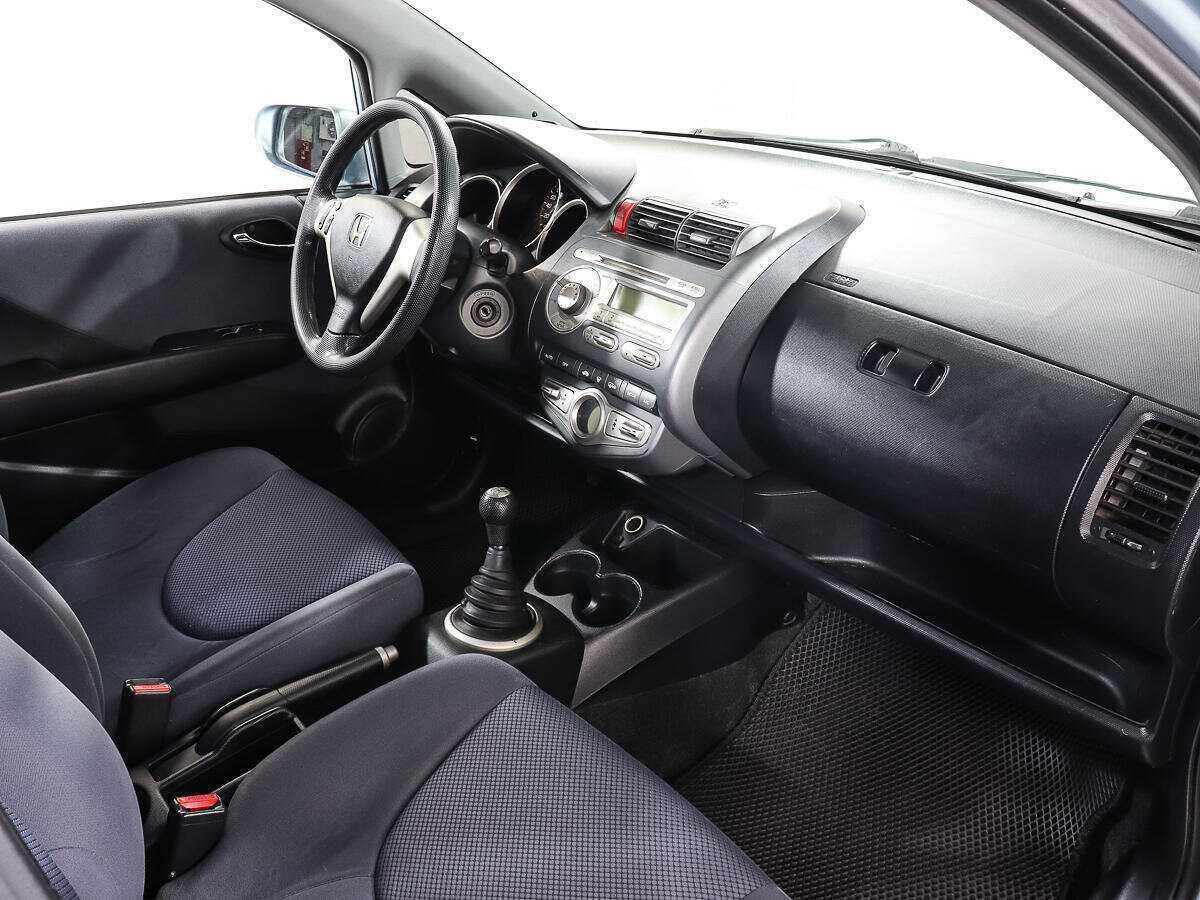 Купить Honda Jazz с пробегом. Фото: #6