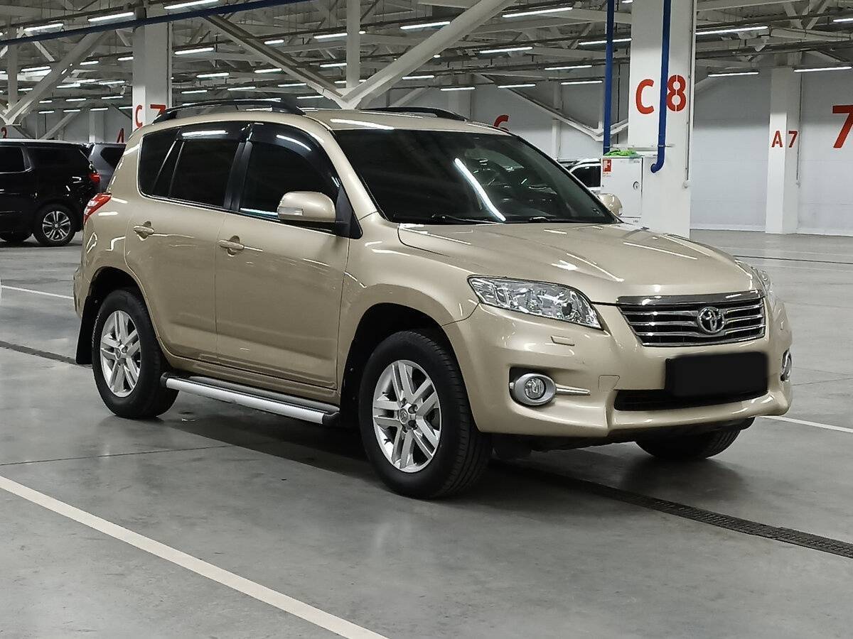 Купить Toyota RAV4 с пробегом. Фото: #2
