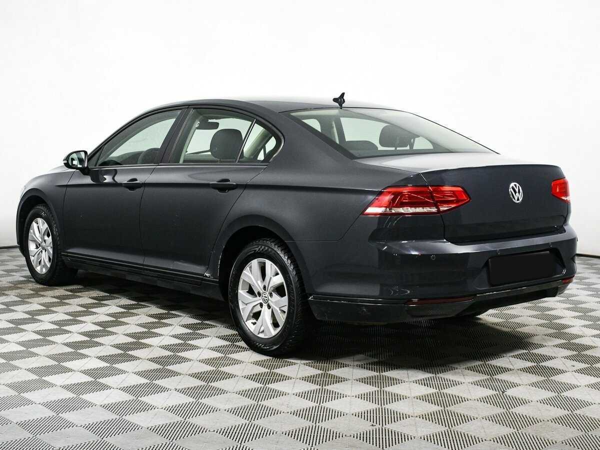 Купить Volkswagen Passat с пробегом. Фото: #6