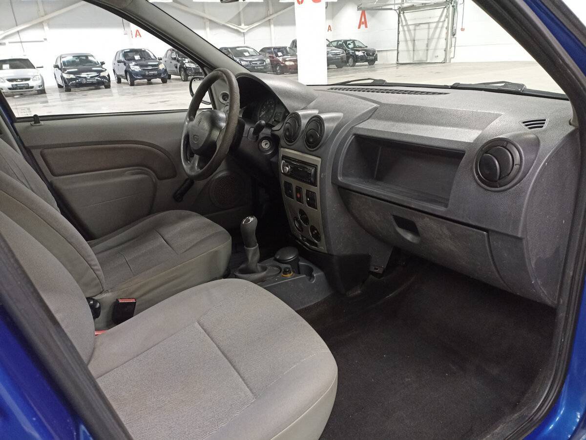 Купить Renault Logan с пробегом. Фото: #10