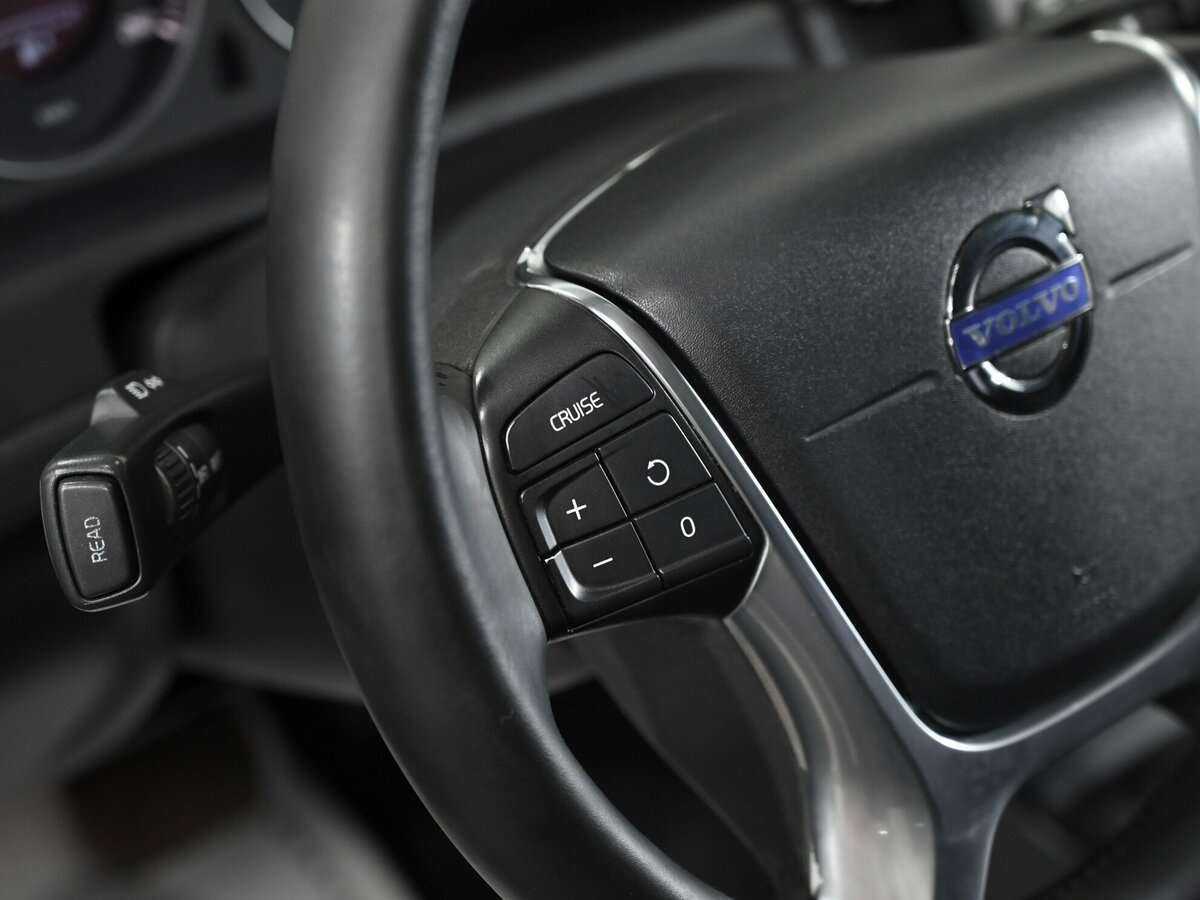 Купить Volvo XC60 с пробегом. Фото: #9