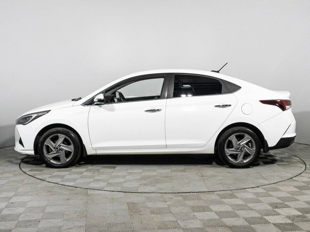 Купить Hyundai Solaris с пробегом. Фото: #7