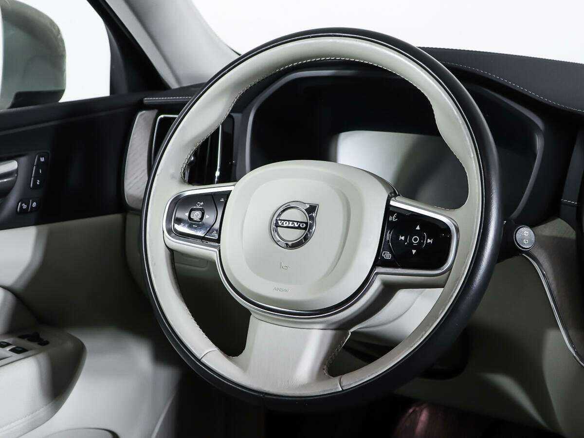 Купить Volvo XC60 с пробегом. Фото: #14