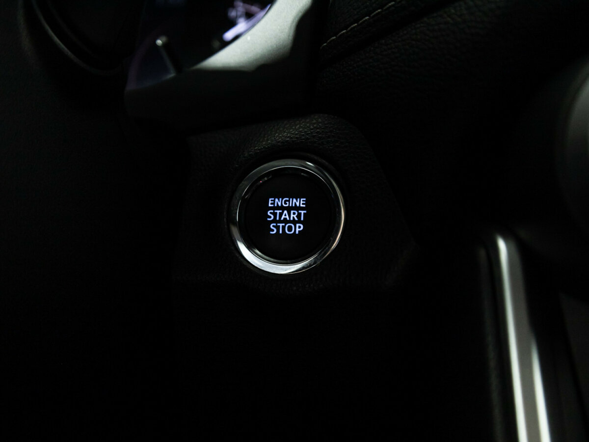 Купить Toyota RAV4 с пробегом. Фото: #18