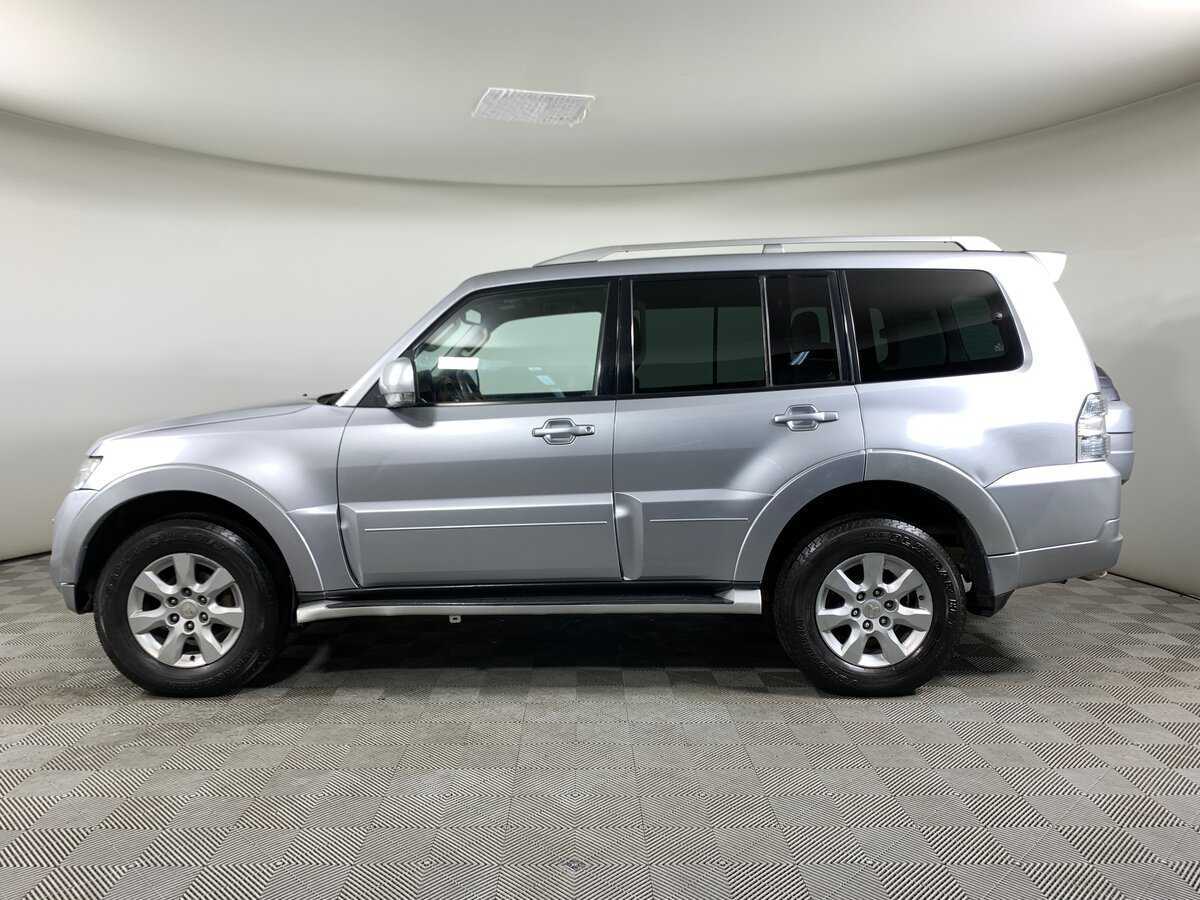 Купить Mitsubishi Pajero с пробегом. Фото: #7