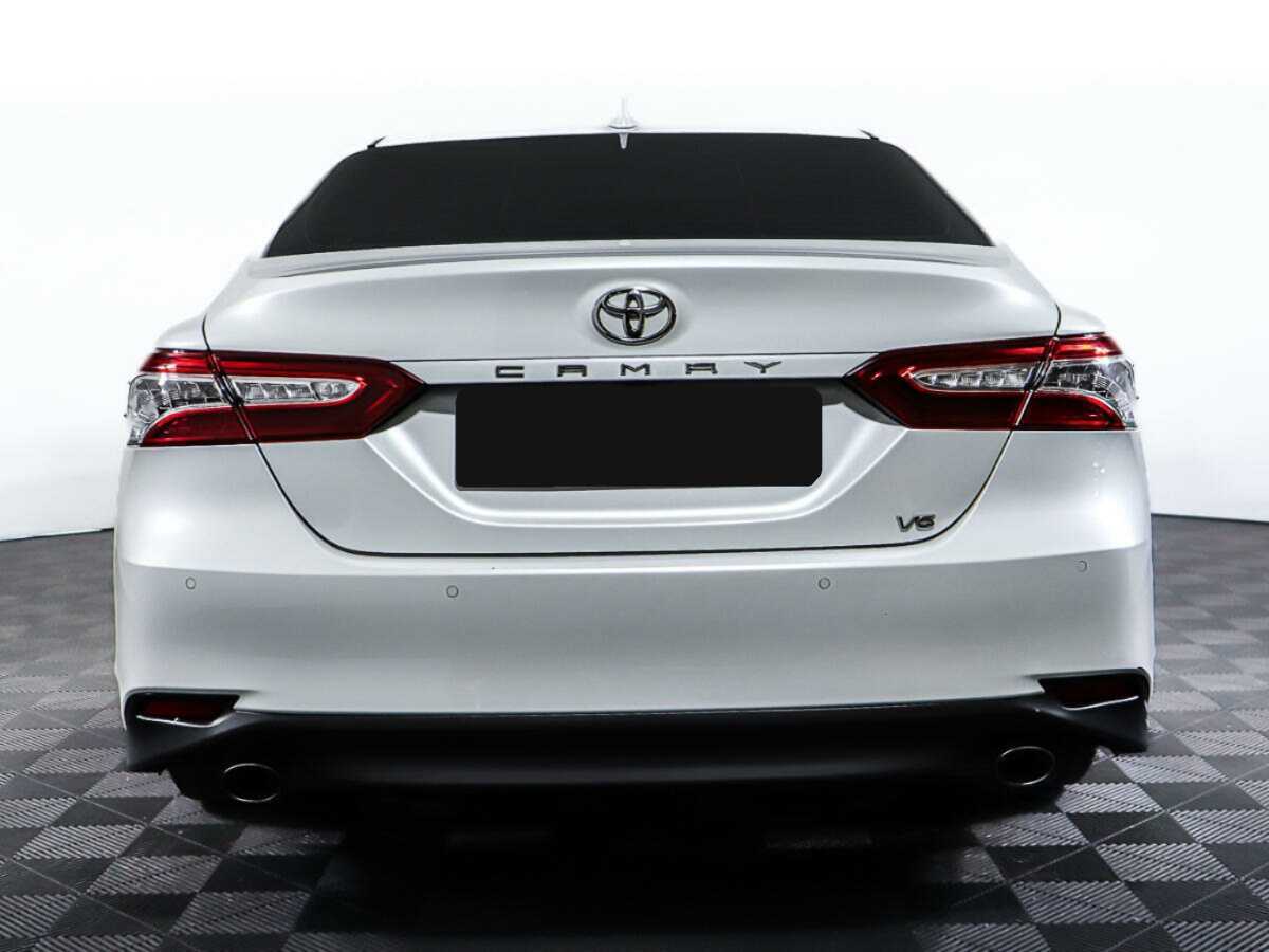 Купить Toyota Camry с пробегом. Фото: #5